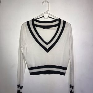 F21 white cropped light sweater